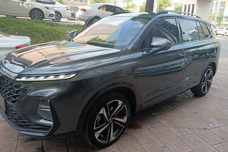 Roewe RX5 MAX 2022 — фото 1