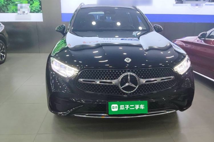 Mercedes-Benz GLC 260 L 2023 — 2