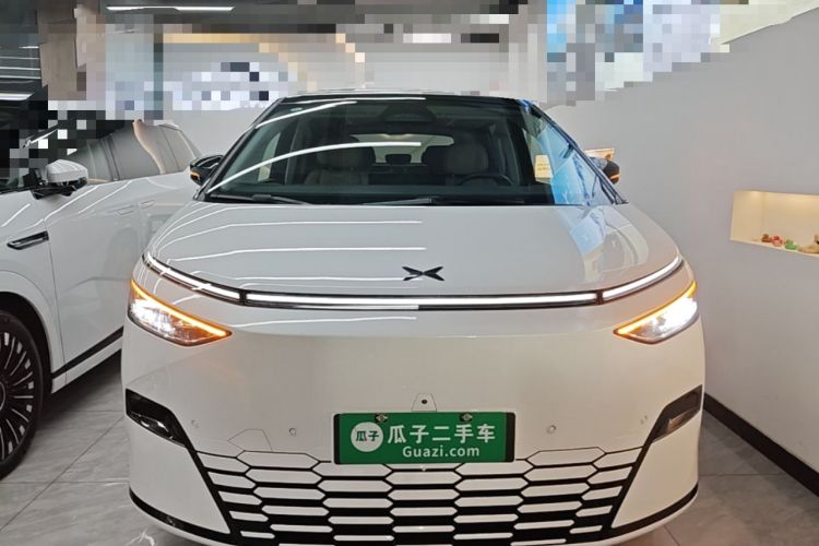 XPeng X9 2024 — 2