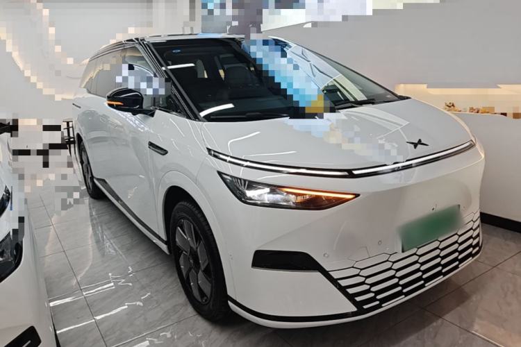 XPeng X9 2024 — 3