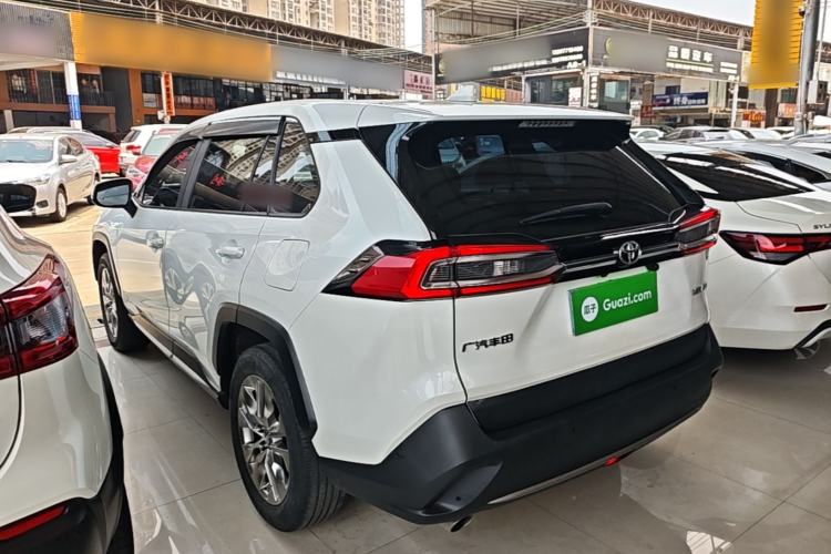 Toyota RAV4 2020 — 4