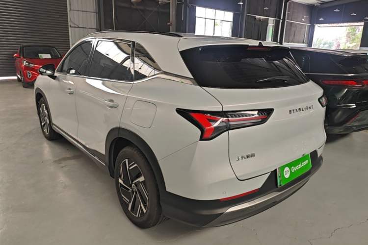 Wuling Xingguang S 2024 — 4