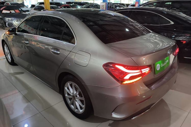 Mercedes-Benz A 200 L 2020 — 4