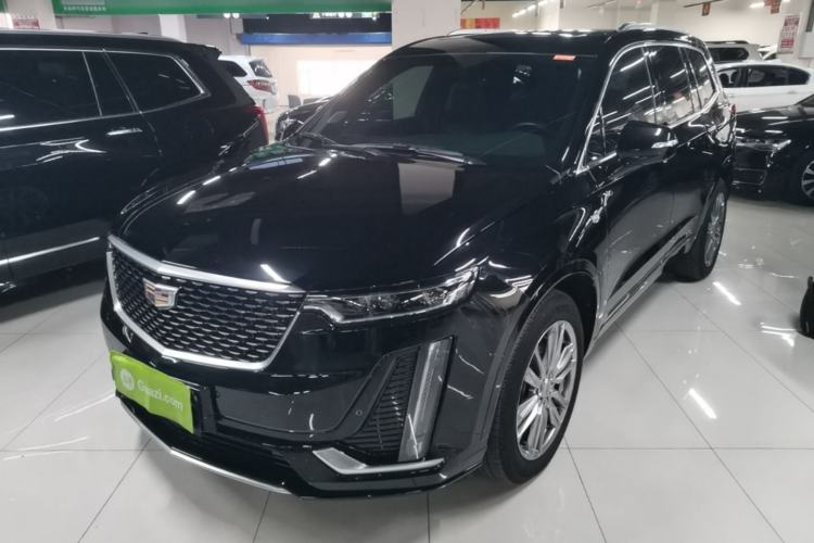 Cadillac XT6 2022 — фото 1