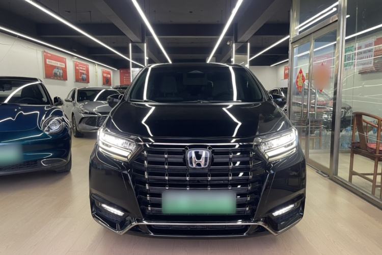Honda Elysion 2024 — 2
