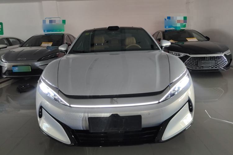 BYD Han L 2025 — 2