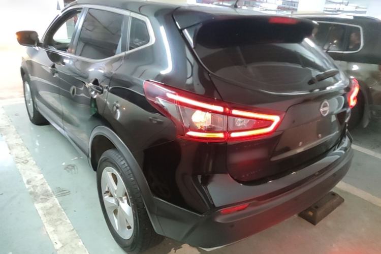 Nissan Qashqai 2023 — фото 4