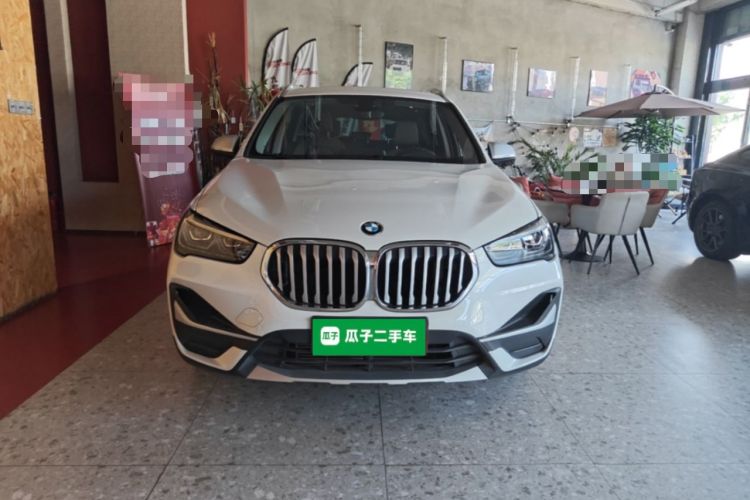 BMW X1 2022 — фото 2