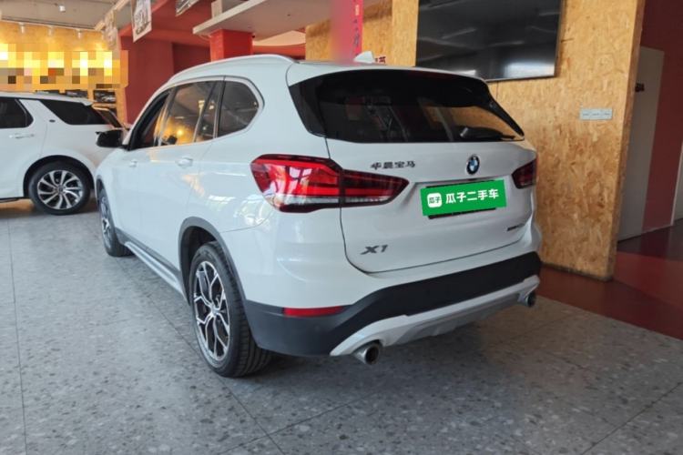 BMW X1 2022 — фото 4