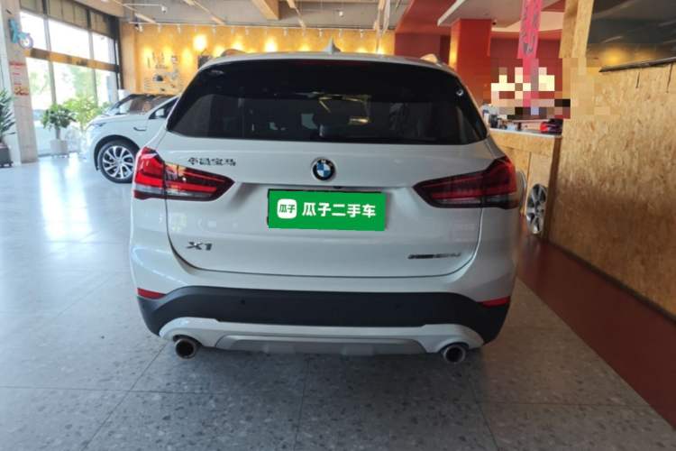 BMW X1 2022 — фото 5