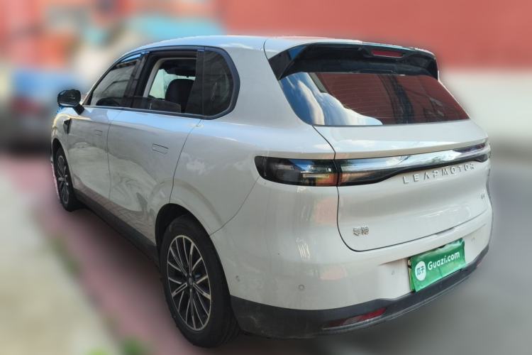 Leapmotor B10 2025 — 4