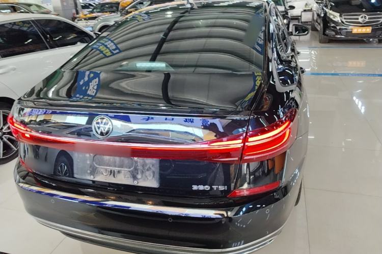Volkswagen Passat 2023 — 5