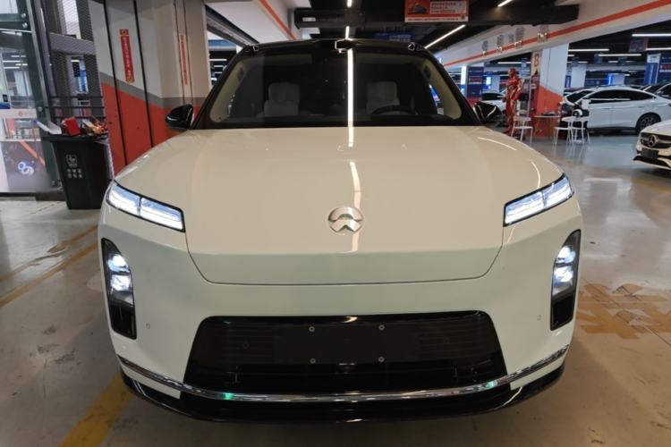 NIO ES8 2026 — 2