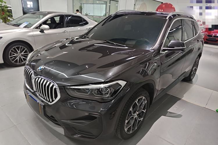 BMW X1 2021 — фото 1