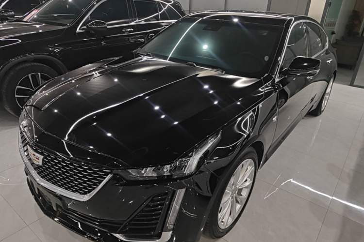 Cadillac CT5 2022 — фото 1