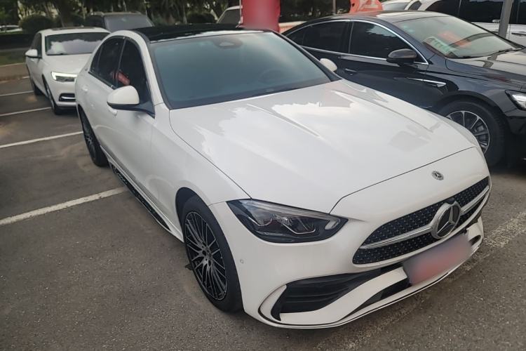 Mercedes-Benz C 260 L 2023 — 3
