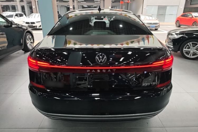 Volkswagen Passat 2022 — 5