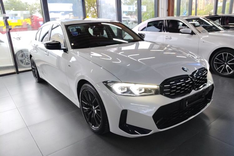 BMW 325Li 2023 — 3