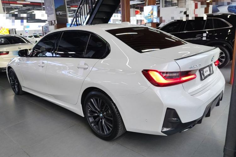 BMW 325Li 2023 — 4