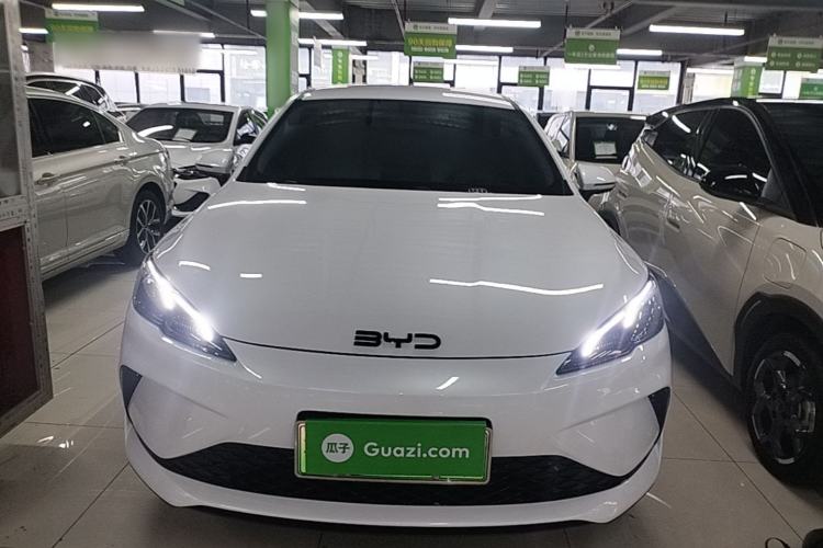 BYD Seal 05 DM-i 2025 — фото 2