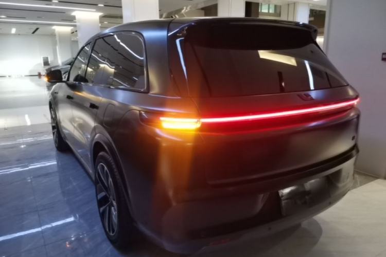Li Auto L8 2024 — 4