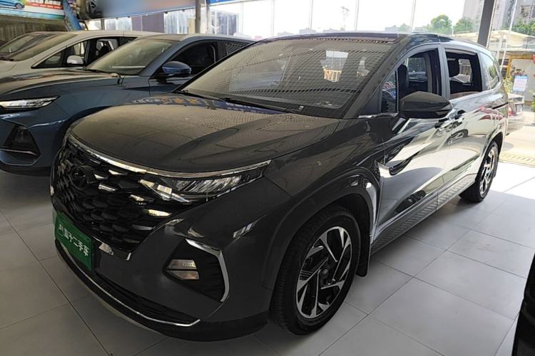Hyundai Custo 2022 — фото 1