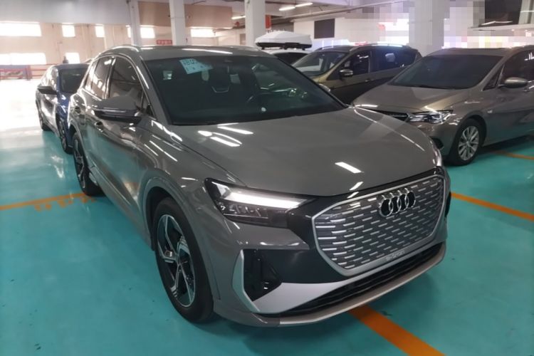 Audi Q4 e-tron 2022 — 3