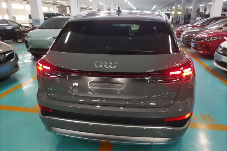 Audi Q4 e-tron 2022 — 5