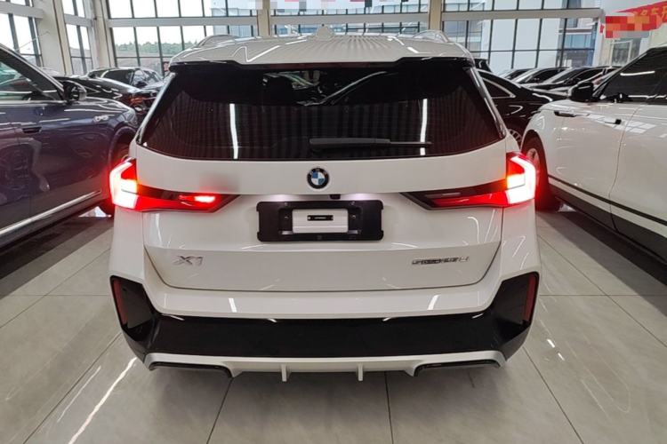 BMW X1 2023 — фото 5