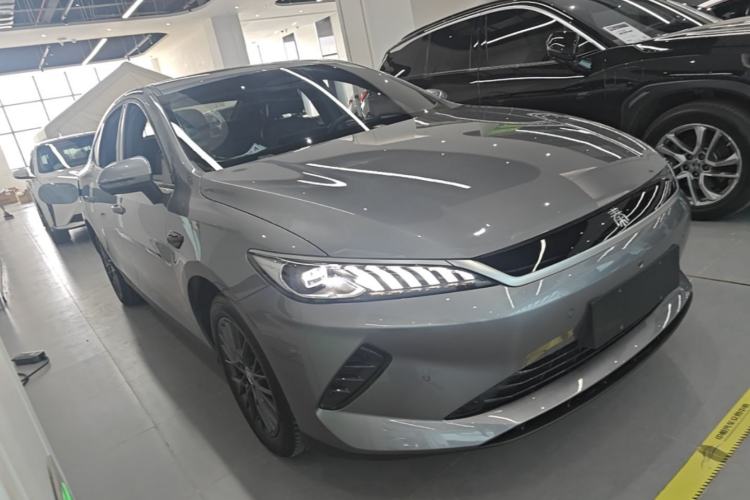 BYD Qin Plus 2025 — фото 3