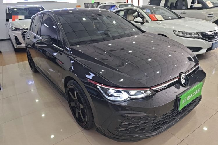Volkswagen Golf GTI 2021 — 3