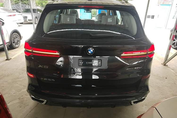 BMW X5 2026 — 5