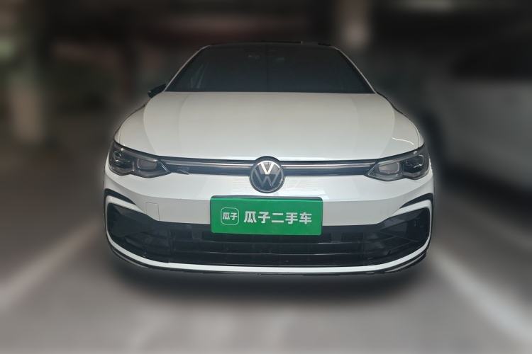 Volkswagen Golf 2021 — 2