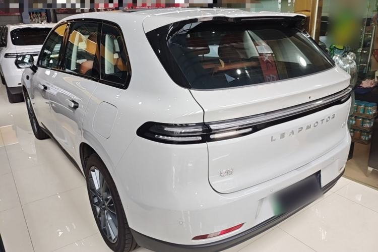 Leapmotor C10 2026 — 4