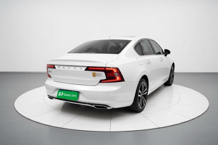 Volvo S90 2021 — фото 5