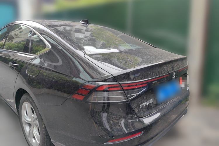 Honda Accord 2024 — 4