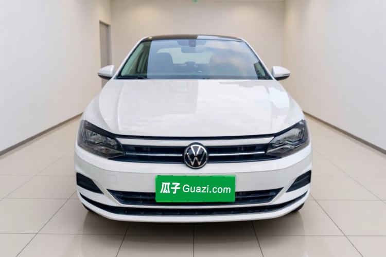 Volkswagen Polo 2021 — 2