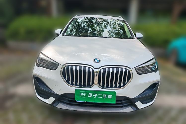 BMW X1 2021 — фото 2