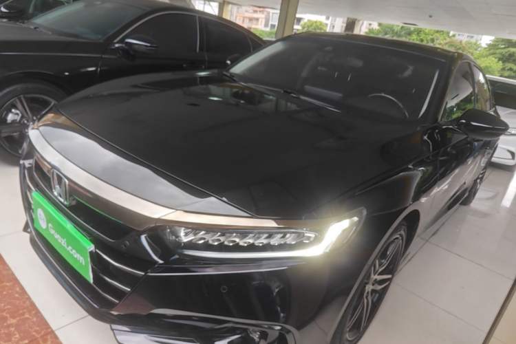 Honda Accord 2022 — фото 1