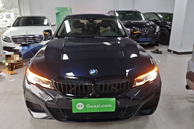 BMW 325Li 2022 — 2