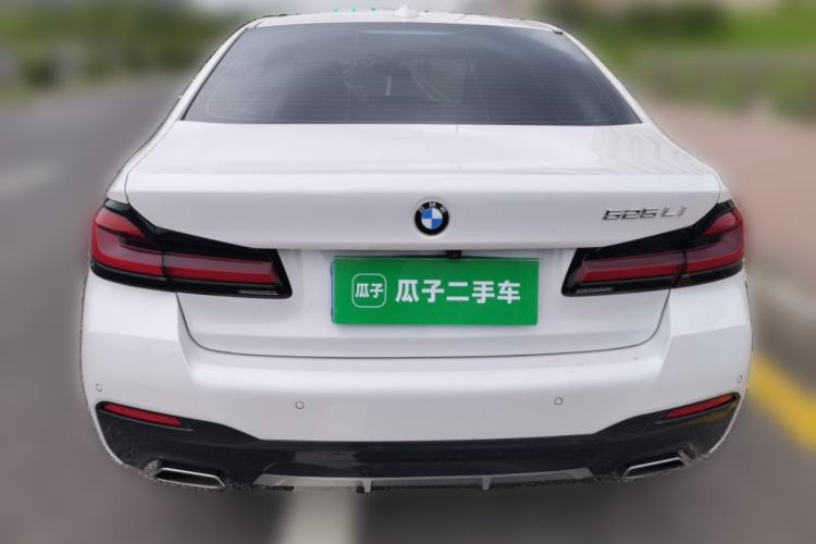BMW 525Li 2022 — 5