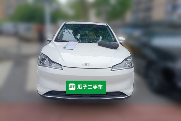 Neta V 2022 — 2