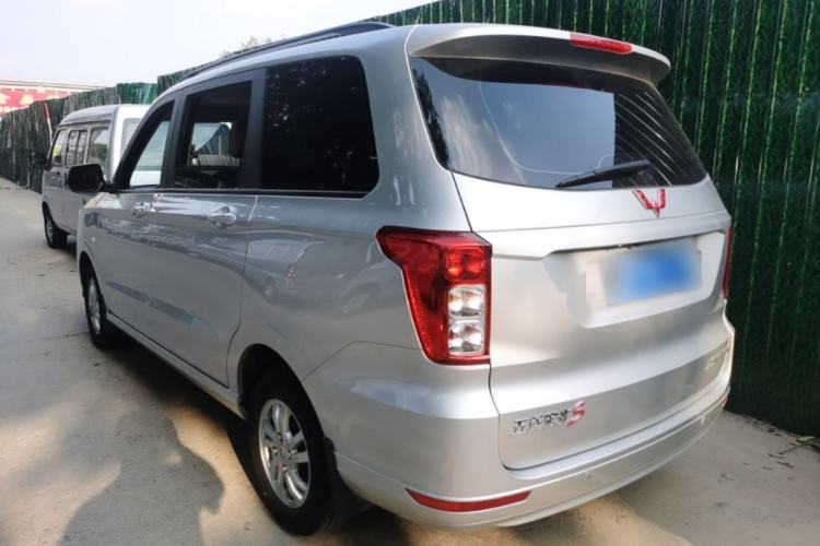 Wuling Hongguang 2021 — 4