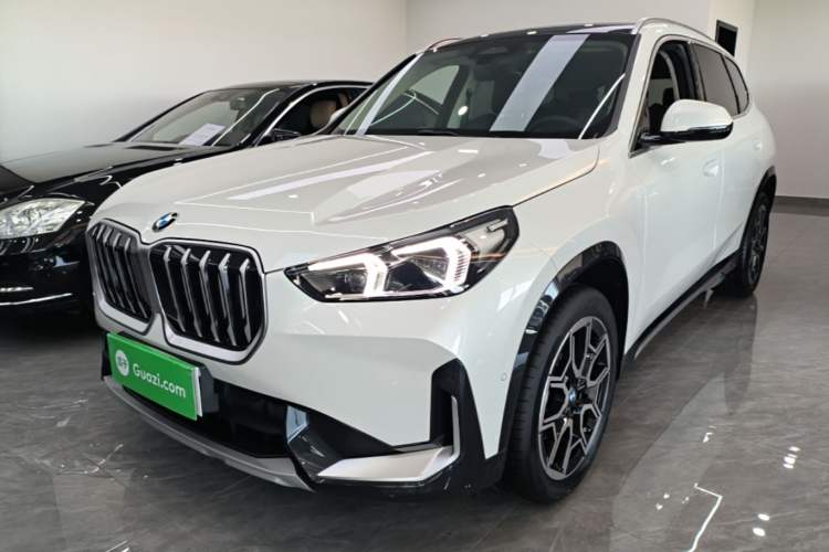 BMW X1 2024 — фото 1
