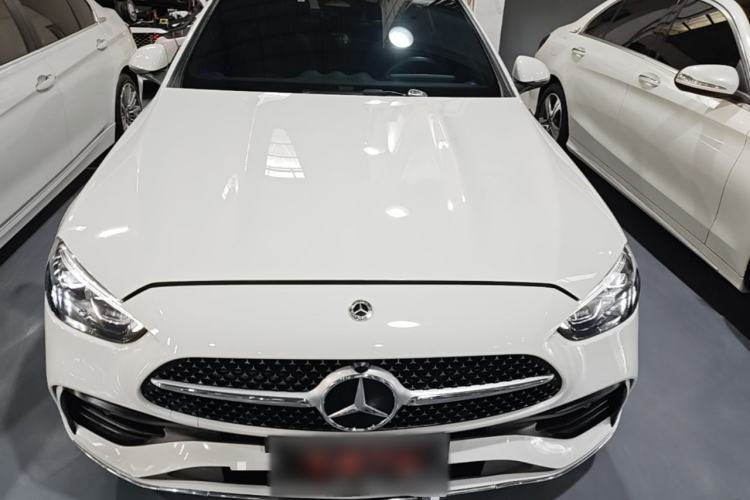 Mercedes-Benz C 260 L 2023 — 2
