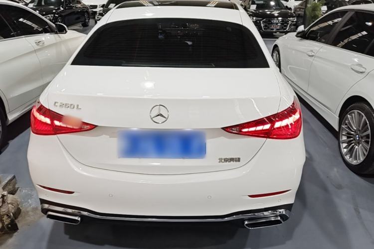 Mercedes-Benz C 260 L 2023 — 5