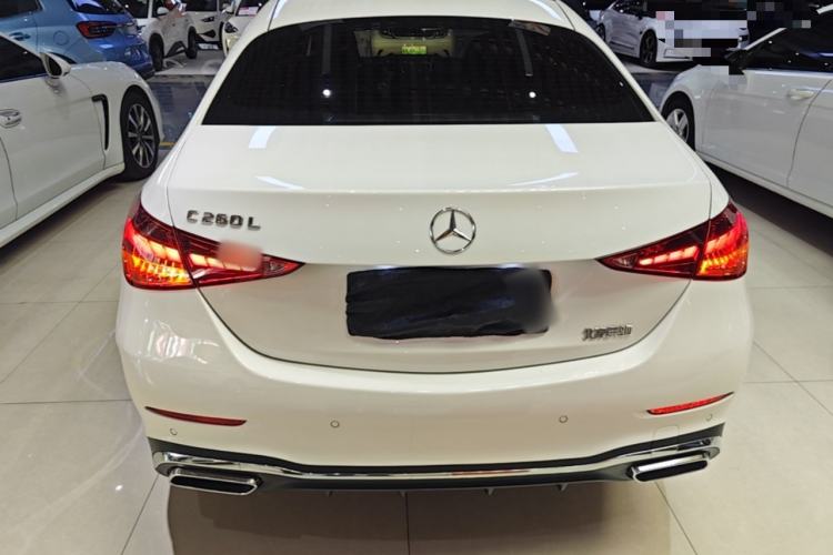 Mercedes-Benz C 260 L 2024 — 5
