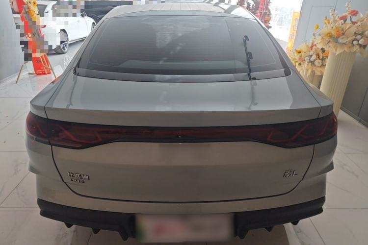 BYD Qin L 2024 — 5