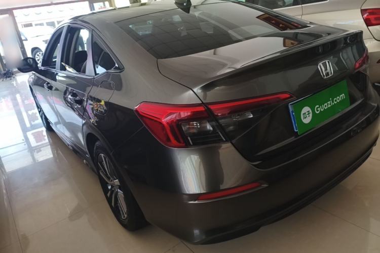 Honda Civic 2022 — 4