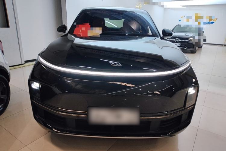 Li Auto L8 2023 — 2